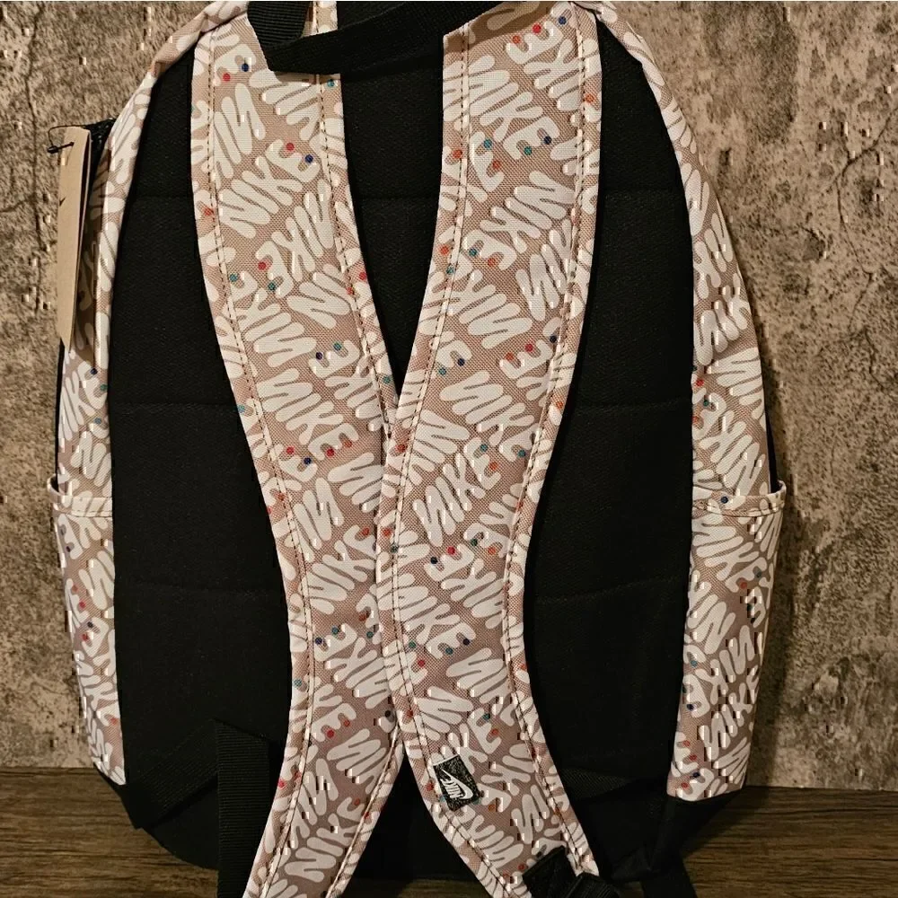 Nike Backpack      - Picture 2 of 2